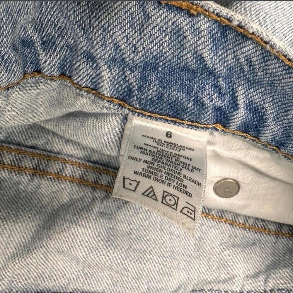 Aeropostale light blue thick curvy mom jeans intentional ripped details size 6 - Picture 5 of 6